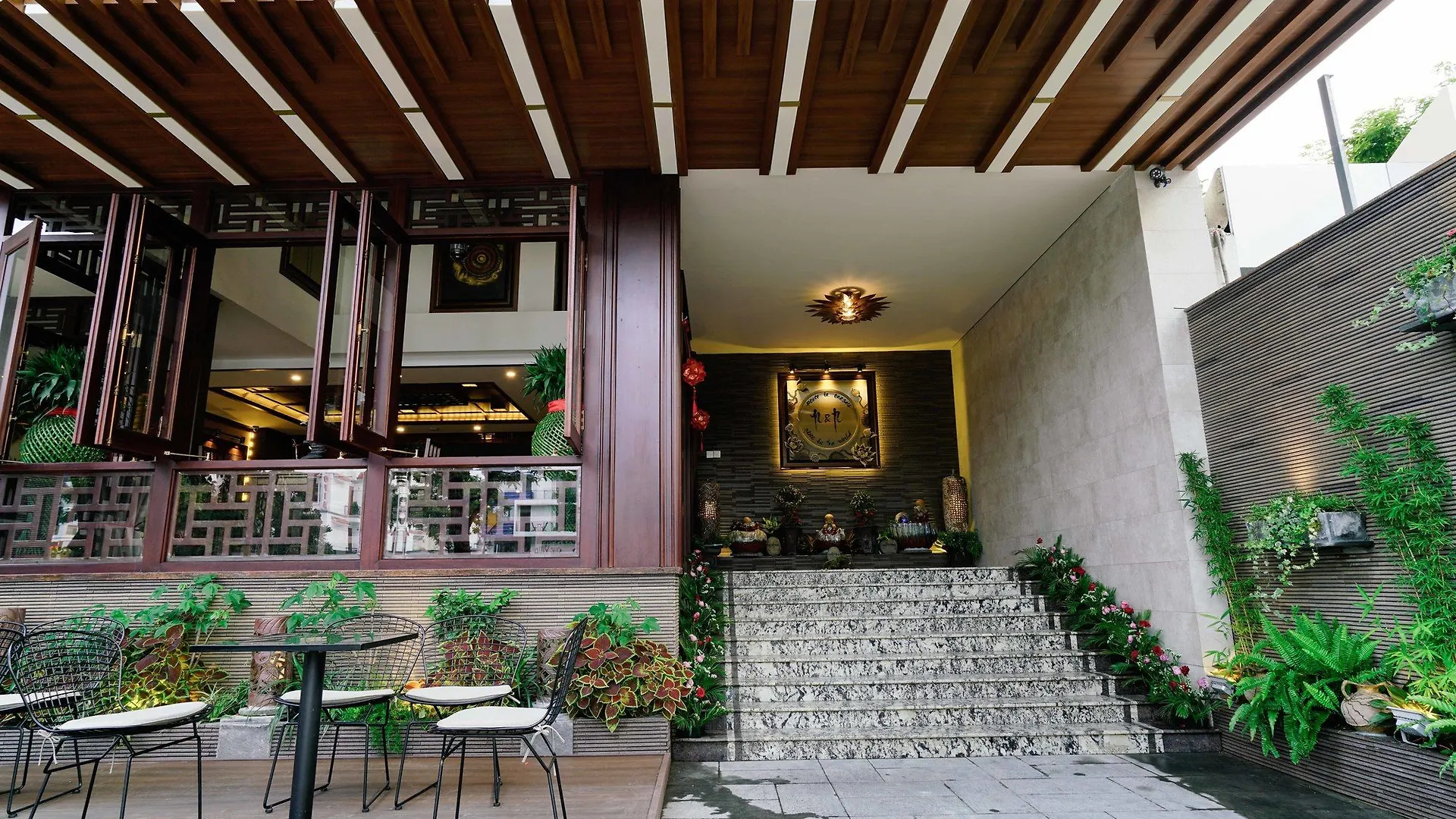 P&P Exclusive Apartment And Hotel Son Tra